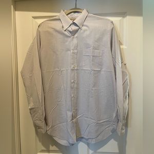 The Custom Shop 5th Avenue New Your Dress Shirt, Color Light Gray. 100% Cotton